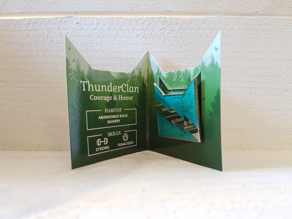ThunderClan Collector's Pin Badge
